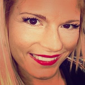 Meet your Posher, Ashly